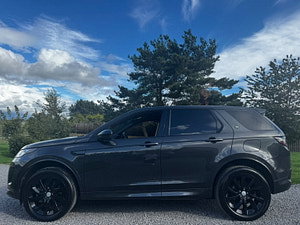 Land Rover Discovery Sport thumbnail