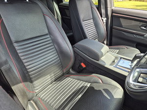 Land Rover Discovery Sport thumbnail