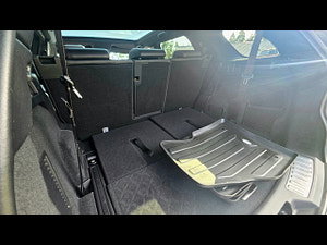 Land Rover Discovery Sport thumbnail