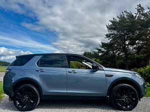 Land Rover Discovery Sport thumbnail