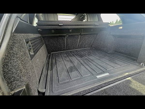 Land Rover Range Rover thumbnail