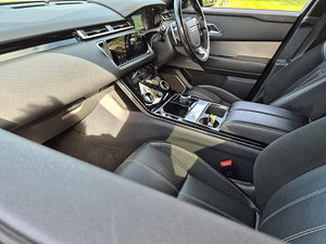 Land Rover Range Rover Velar thumbnail