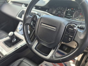 Land Rover Range Rover Evoque thumbnail