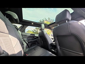 Land Rover Range Rover Evoque thumbnail