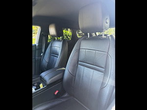 Land Rover Range Rover Evoque thumbnail