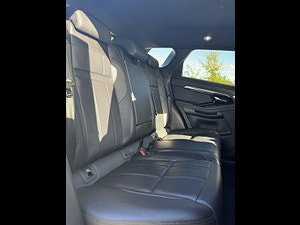 Land Rover Range Rover Evoque thumbnail