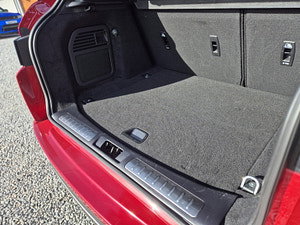 Land Rover Range Rover Evoque thumbnail