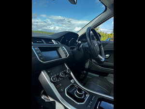 Land Rover Range Rover Evoque thumbnail