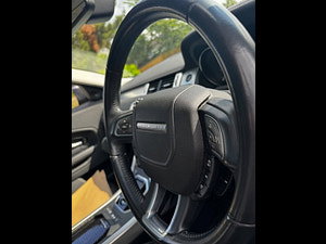 Land Rover Range Rover Evoque thumbnail