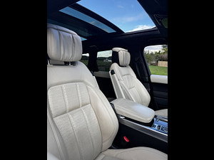 Land Rover Range Rover Sport thumbnail
