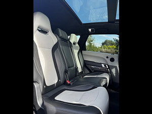 Land Rover Range Rover Sport thumbnail