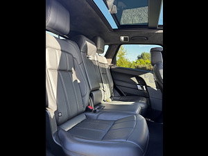 Land Rover Range Rover Sport thumbnail