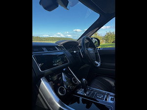 Land Rover Range Rover Sport thumbnail