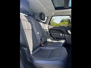 Land Rover Range Rover Sport thumbnail