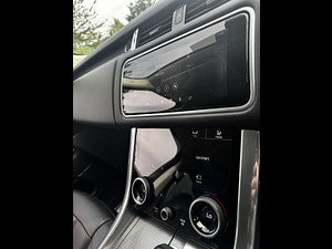 Land Rover Range Rover Sport thumbnail