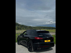 Volkswagen Touareg thumbnail