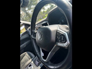 Volkswagen Amarok thumbnail