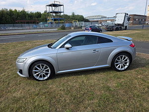 Audi TT thumbnail