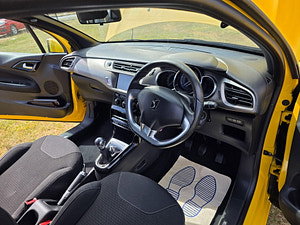 DS Automobiles DS 3 thumbnail