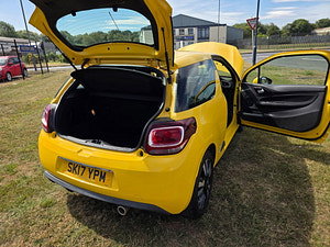 DS Automobiles DS 3 thumbnail