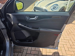 Ford Kuga thumbnail