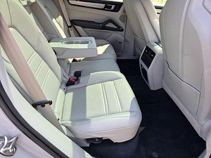 Porsche Cayenne thumbnail