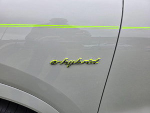 Porsche Cayenne thumbnail