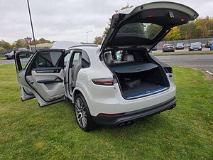 Porsche Cayenne thumbnail