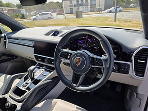 Porsche Cayenne thumbnail