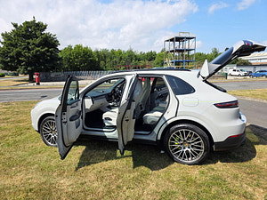 Porsche Cayenne thumbnail