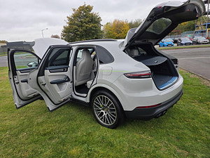 Porsche Cayenne thumbnail