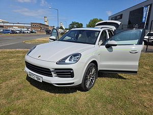 Porsche Cayenne thumbnail