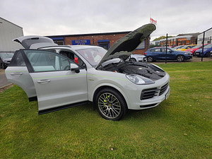Porsche Cayenne thumbnail