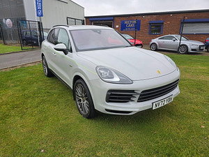 Porsche Cayenne thumbnail