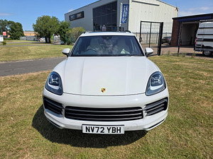 Porsche Cayenne thumbnail