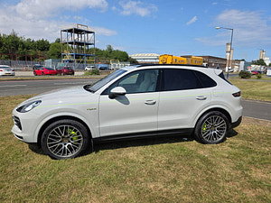 Porsche Cayenne thumbnail