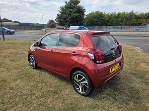 Peugeot 108 thumbnail