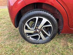 Peugeot 108 thumbnail