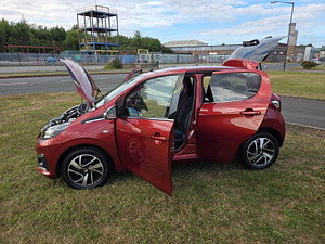 Peugeot 108 thumbnail