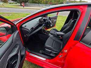 Toyota Yaris thumbnail