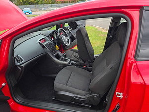 Vauxhall Astra GTC thumbnail