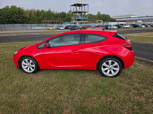Vauxhall Astra GTC thumbnail