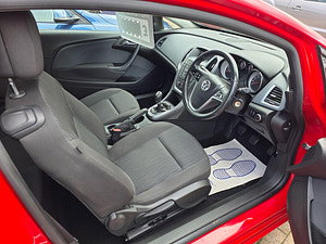 Vauxhall Astra GTC thumbnail