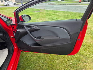 Vauxhall Astra GTC thumbnail