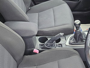 Toyota Auris thumbnail