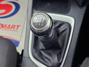 Toyota Auris thumbnail