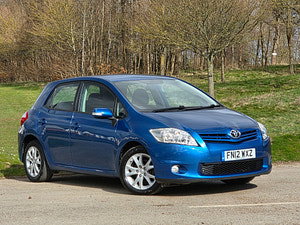 Toyota Auris thumbnail