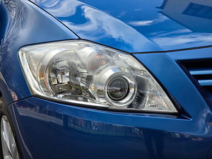 Toyota Auris thumbnail