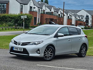 Toyota Auris thumbnail