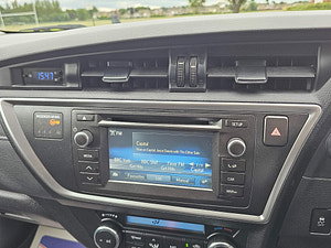 Toyota Auris thumbnail
